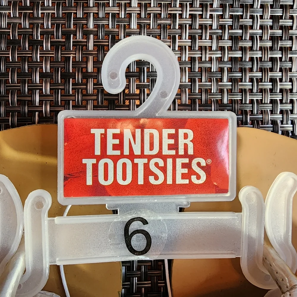 Tender Tootsies Sandals White Size 6 - Picture 3 of 14